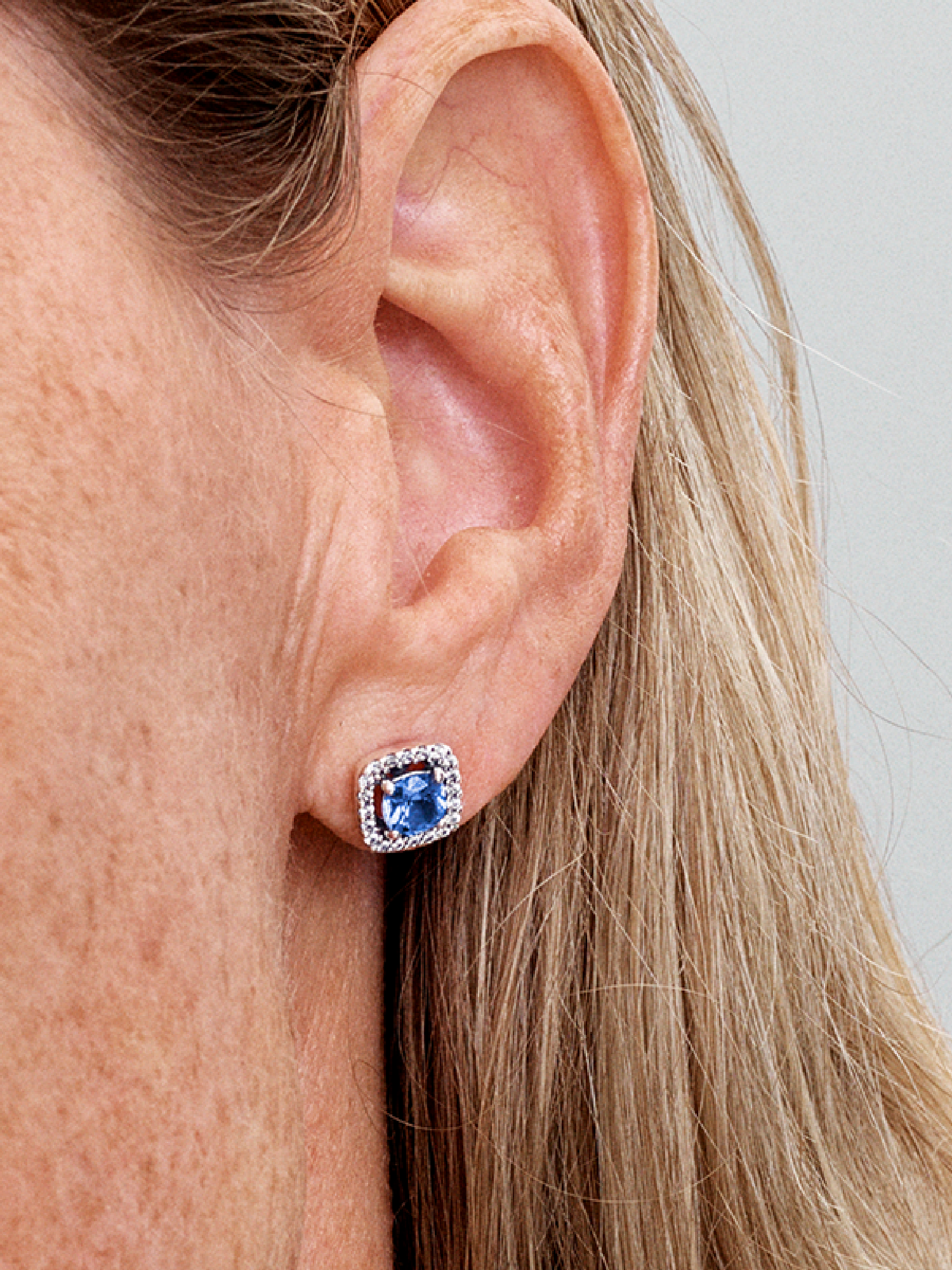 Женские серьги Pandora Sparkling Square Blue Halo, цвет: Серебро — фото 3