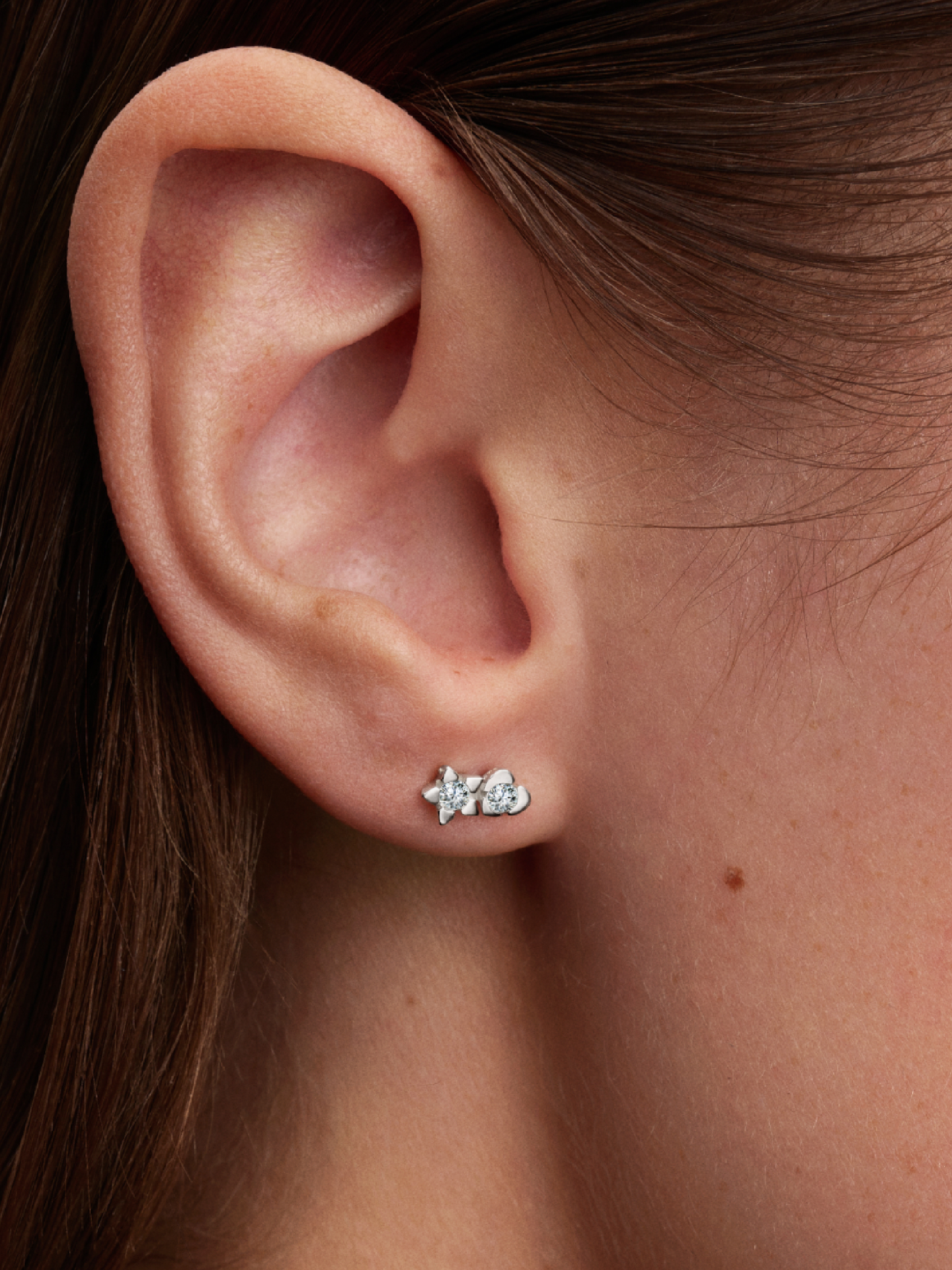 Женские серьги Pandora Talisman Sterling Silver Lab-Grown Diamond Heart & Star, цвет: Серебро — фото 3