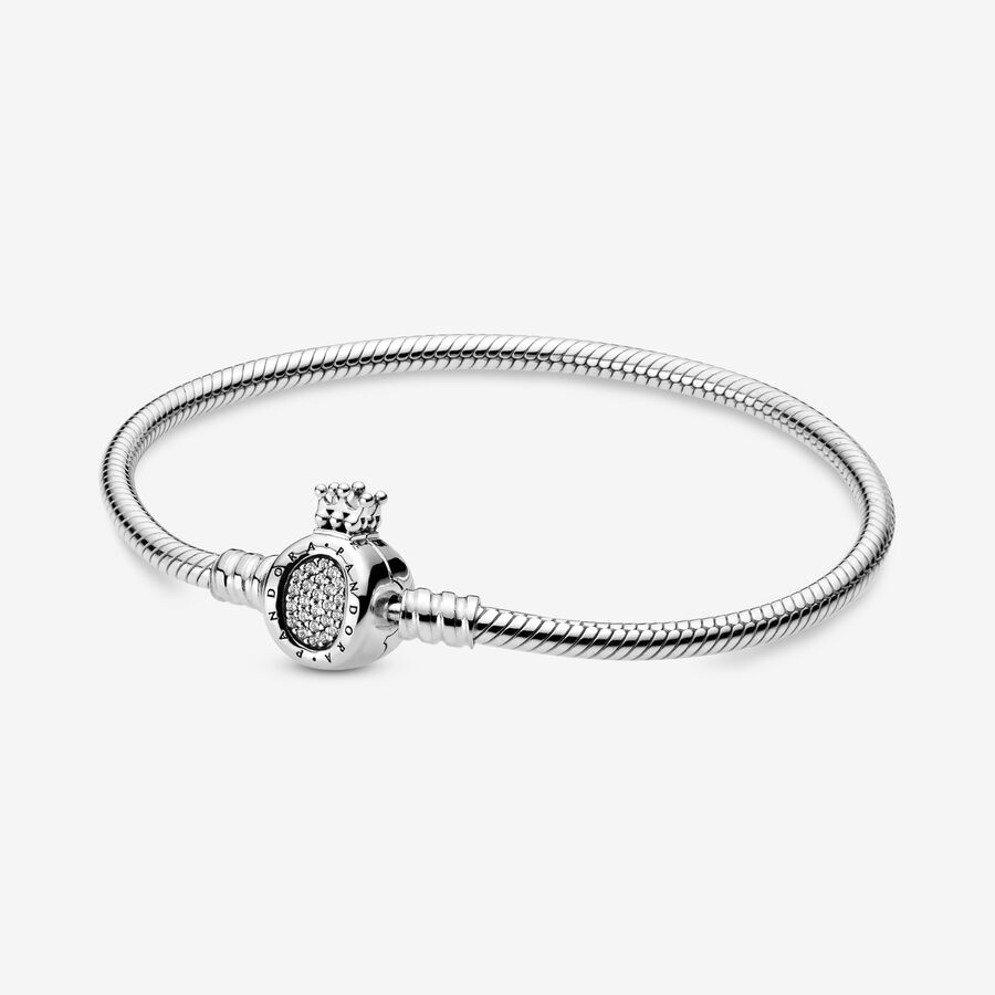 Pandora Moments Crown O Clasp Snake Chain Bracelet | silver | Pandora US