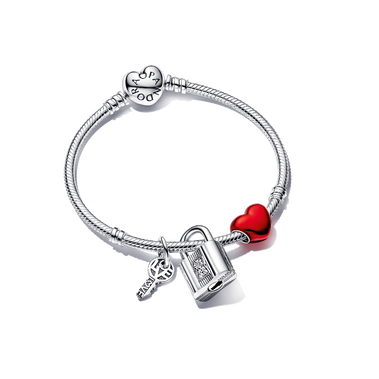 Pandora Moments Heart Clasp Bracelet and Charms Set