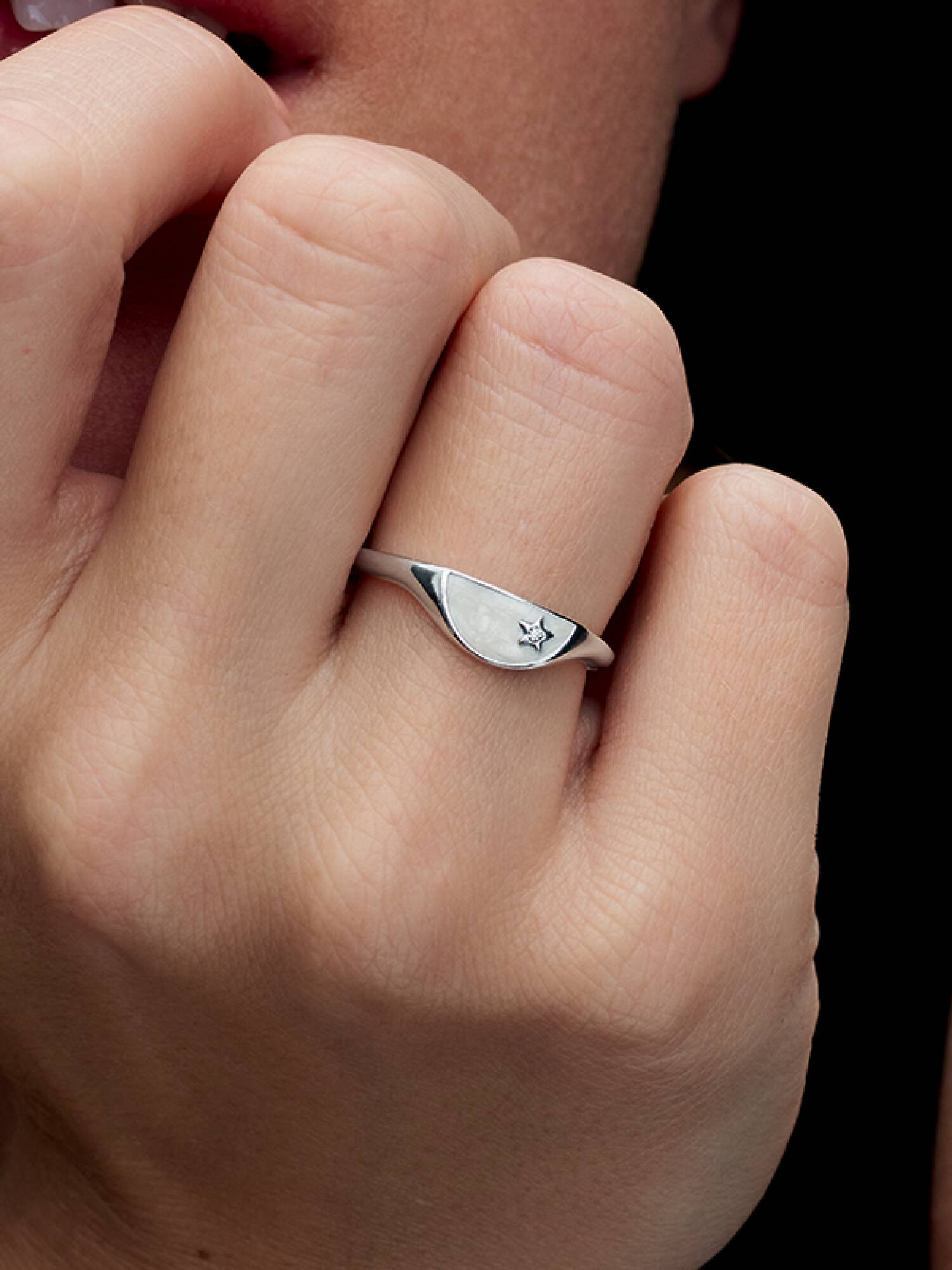 Pandora ME Halved Enamel Signet Ring