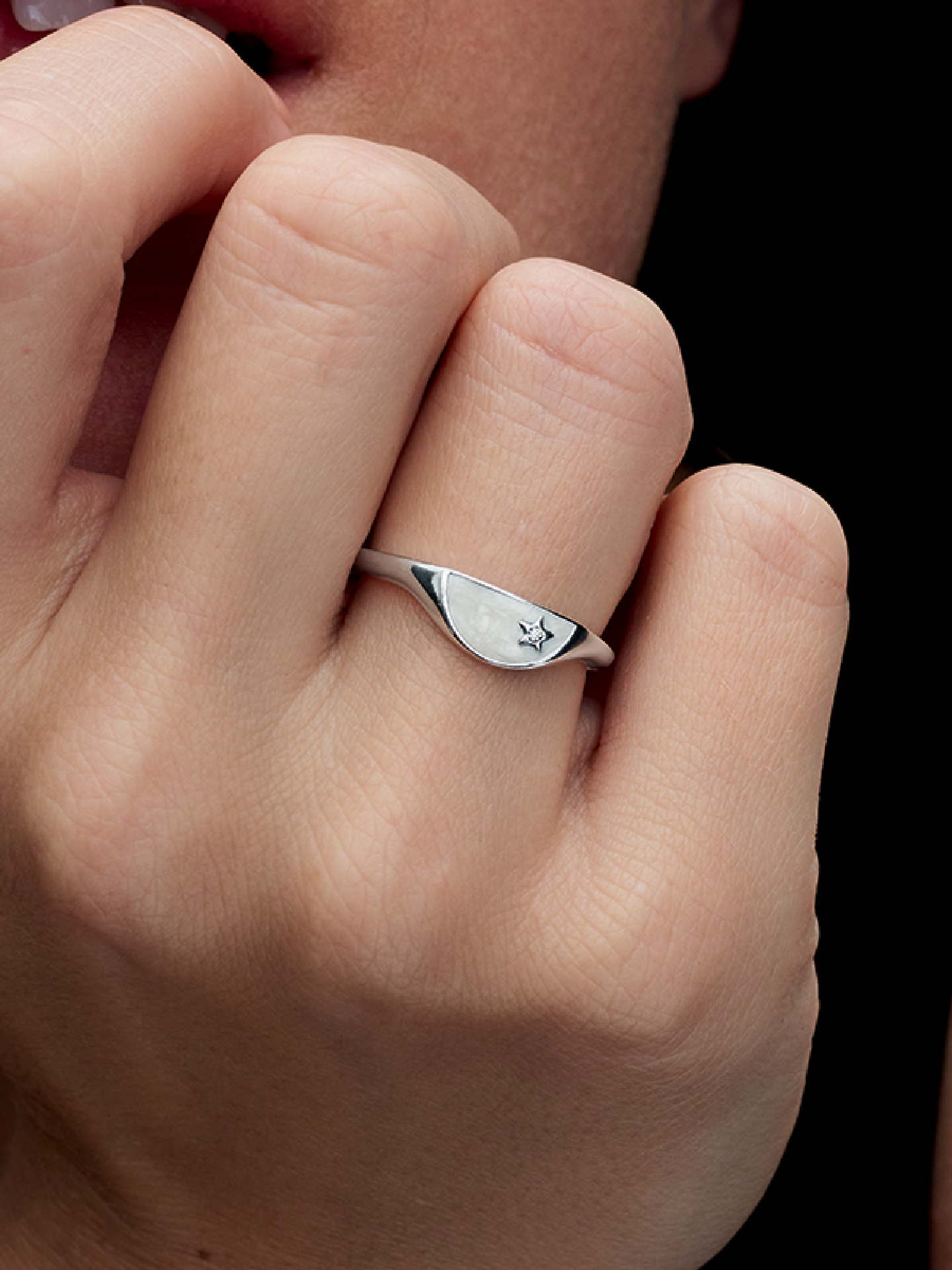 Кольцо Pandora ME Halved Enamel Signet, Sterling silver, цвет: Серебро — фото 3