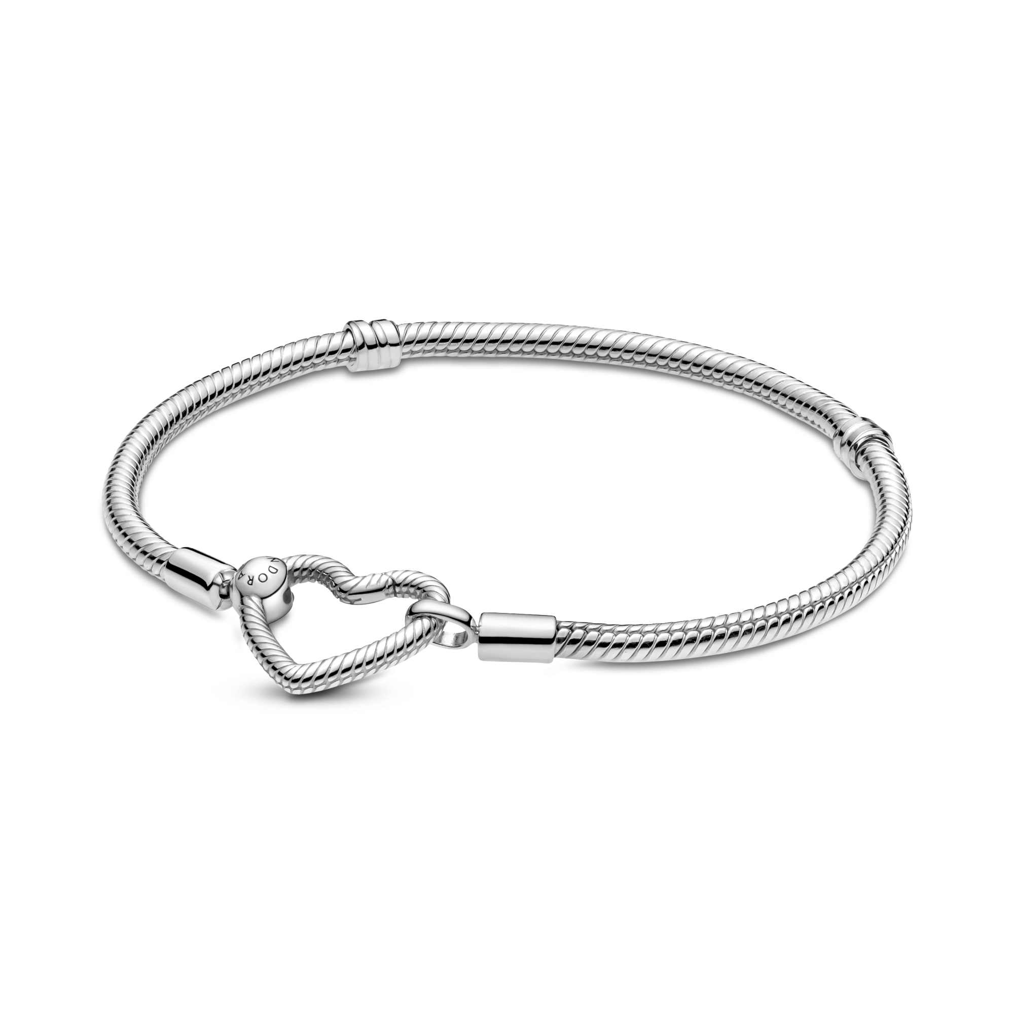 Pandora Moments Heart Closure Snake Chain Bracelet